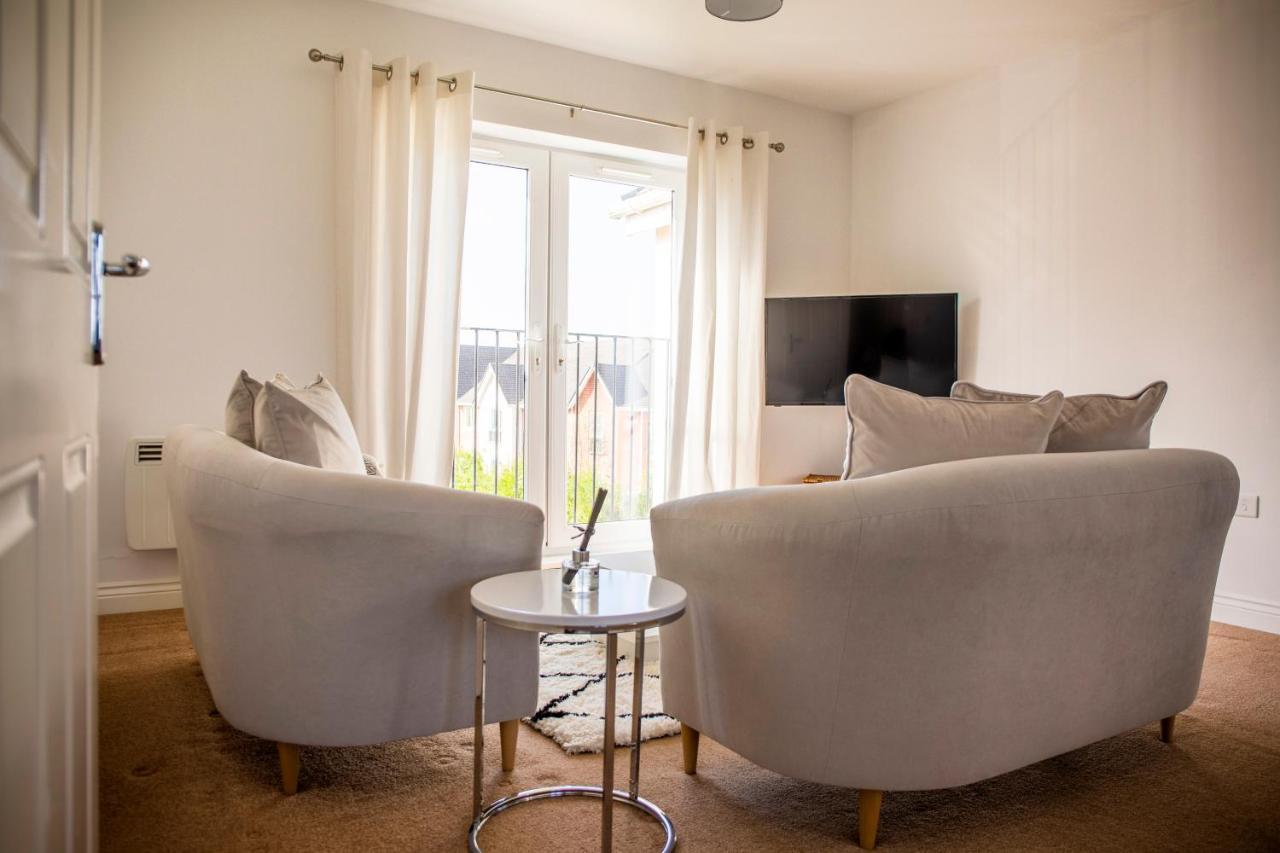 Superb Apartment In Stratford Upon Avon With Free Parking & Wi-Fi Exterior foto